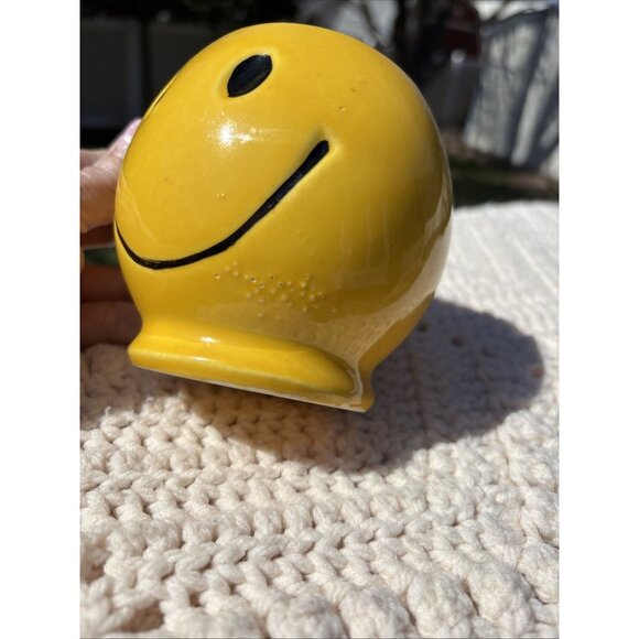 Vintage 1970’s McCoy Pottery USA Ceramic Yellow Smiley Happy Face Mug Coffee Cup - Picture 5 of 7